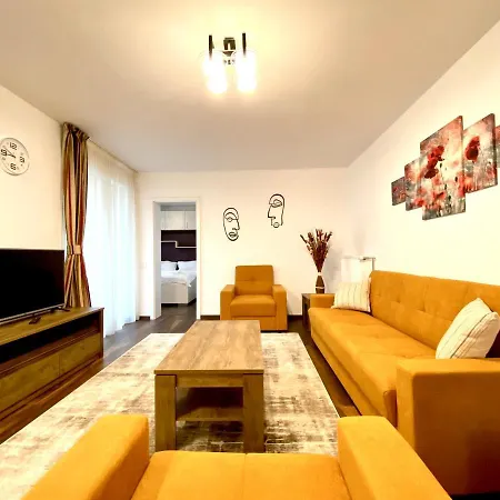 Schiller Flats 1 Apartment